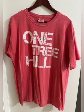 Comfort Colors Coral Pink "ONE TREE HILL" Graphic Tee